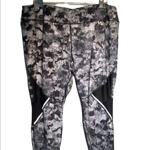 Avia workout leggings black white print cropped black lace sheer details…